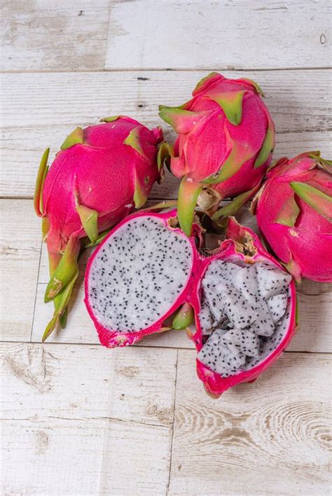 Pitahaya (Red Dragon Fruit and Yellow Fruit) .
